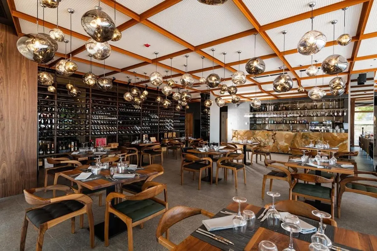 Chic Boutique Hotel & Spa — CHIC BOUTIQUE HOTEL & SPA