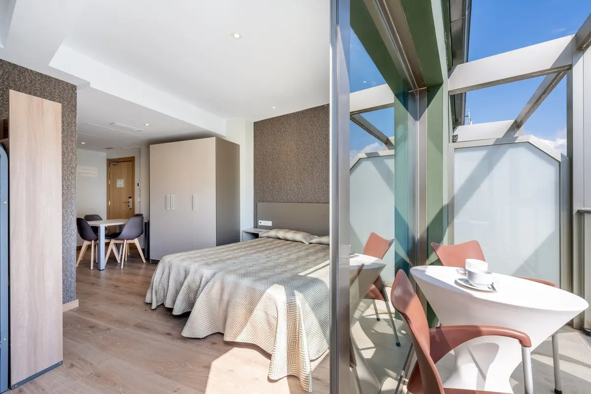 Climia 2Sleep Studios Benidorm — CLIMIA 2SLEEP STUDIOS BENIDORM