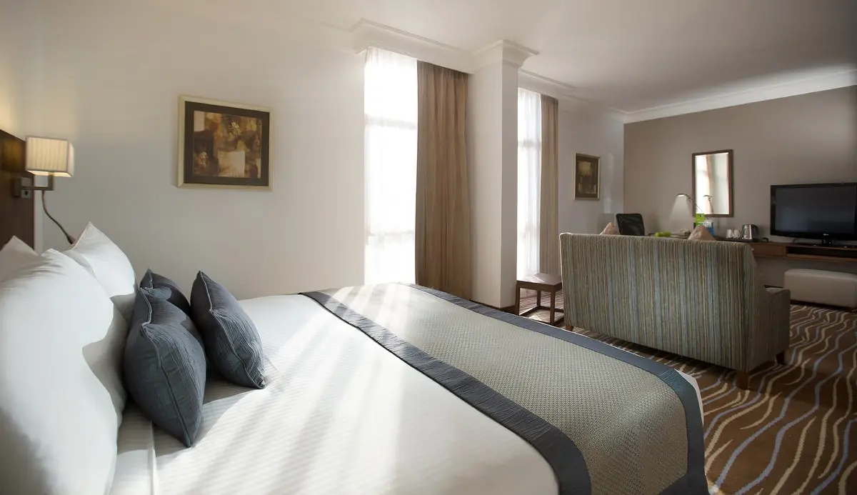 Copthorne Downtown — COPTHORNE DOWNTOWN