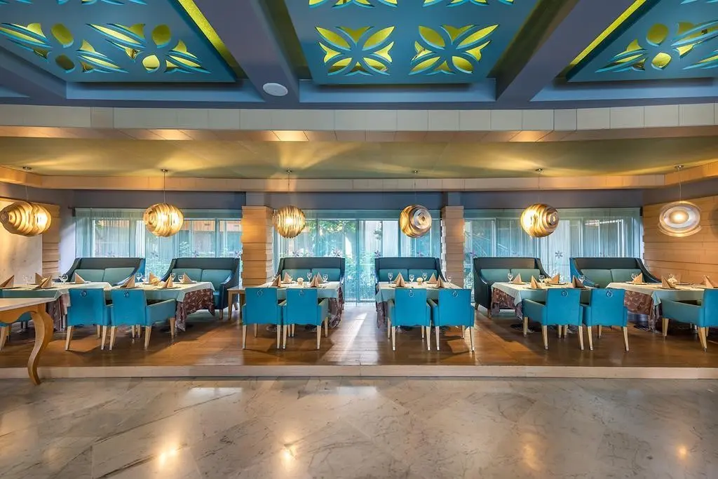 Cornelia Diamond — CORNELIA DIAMOND