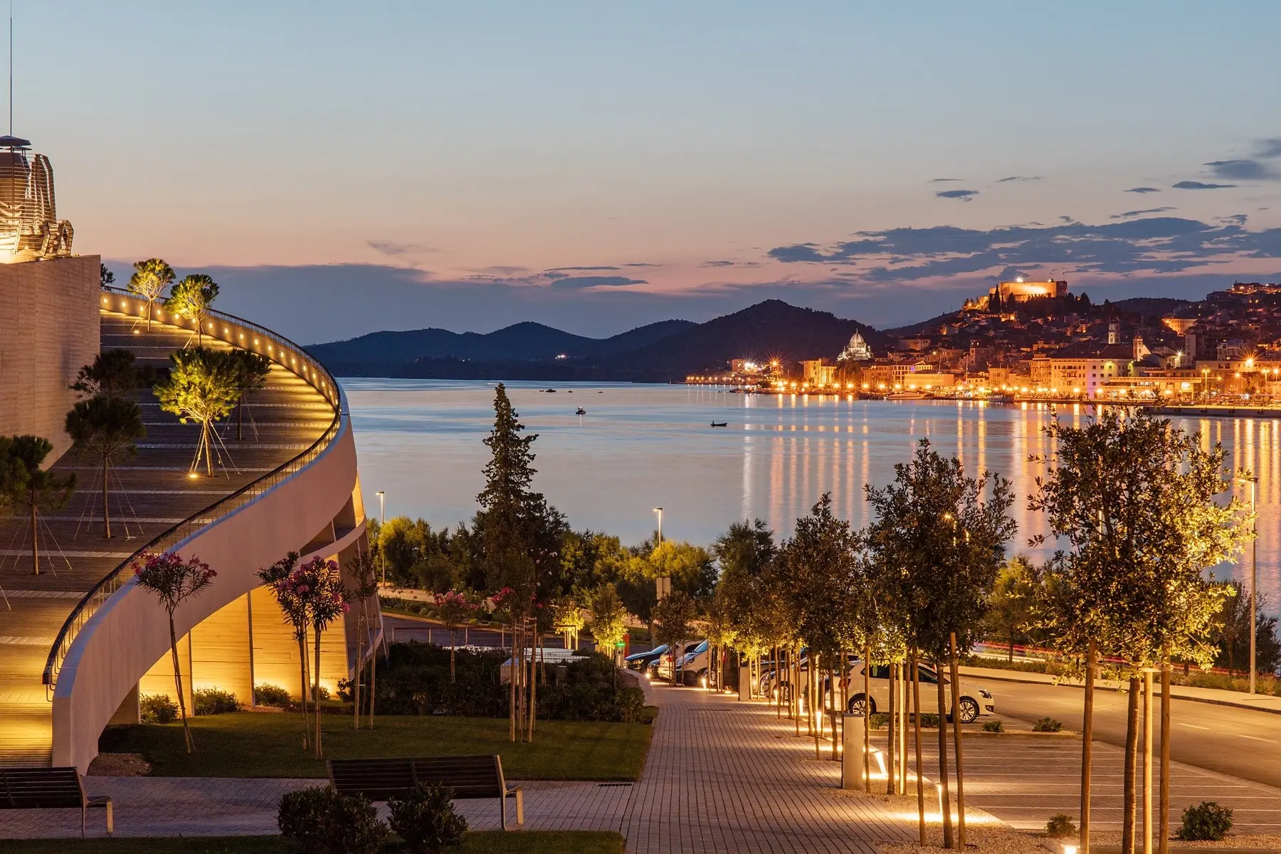 D-Resort — D-RESORT