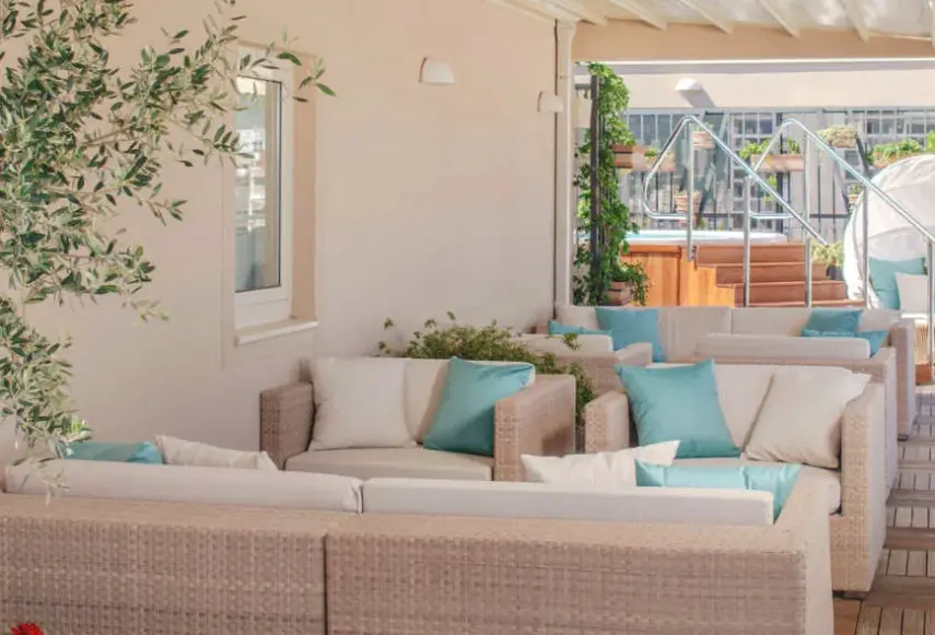 Basen w hotelu Dioklecijan Hotel & Residence