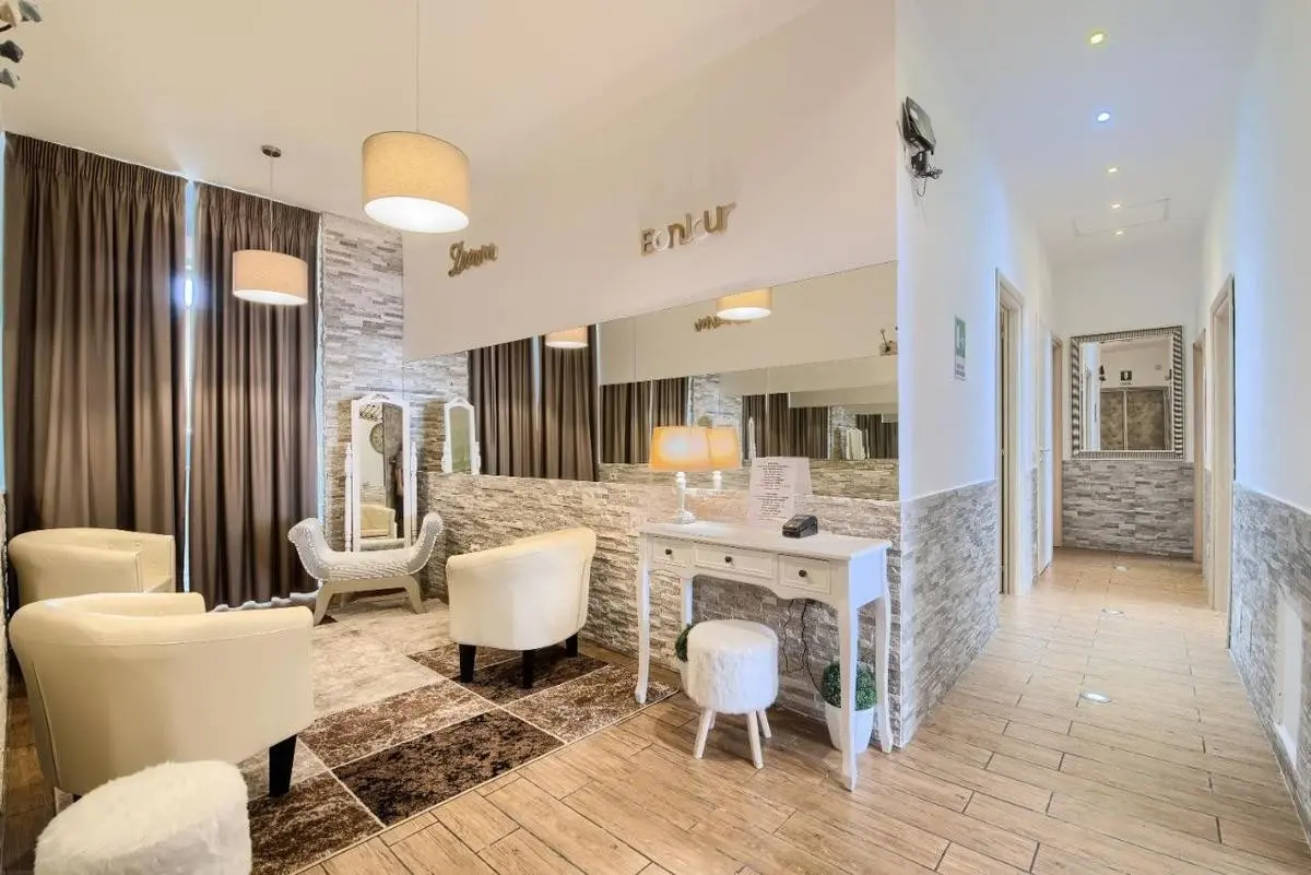 Domus Pietro Inn — DOMUS PIETRO INN