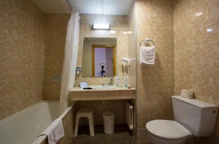 Don Juan Tossa — DON JUAN TOSSA