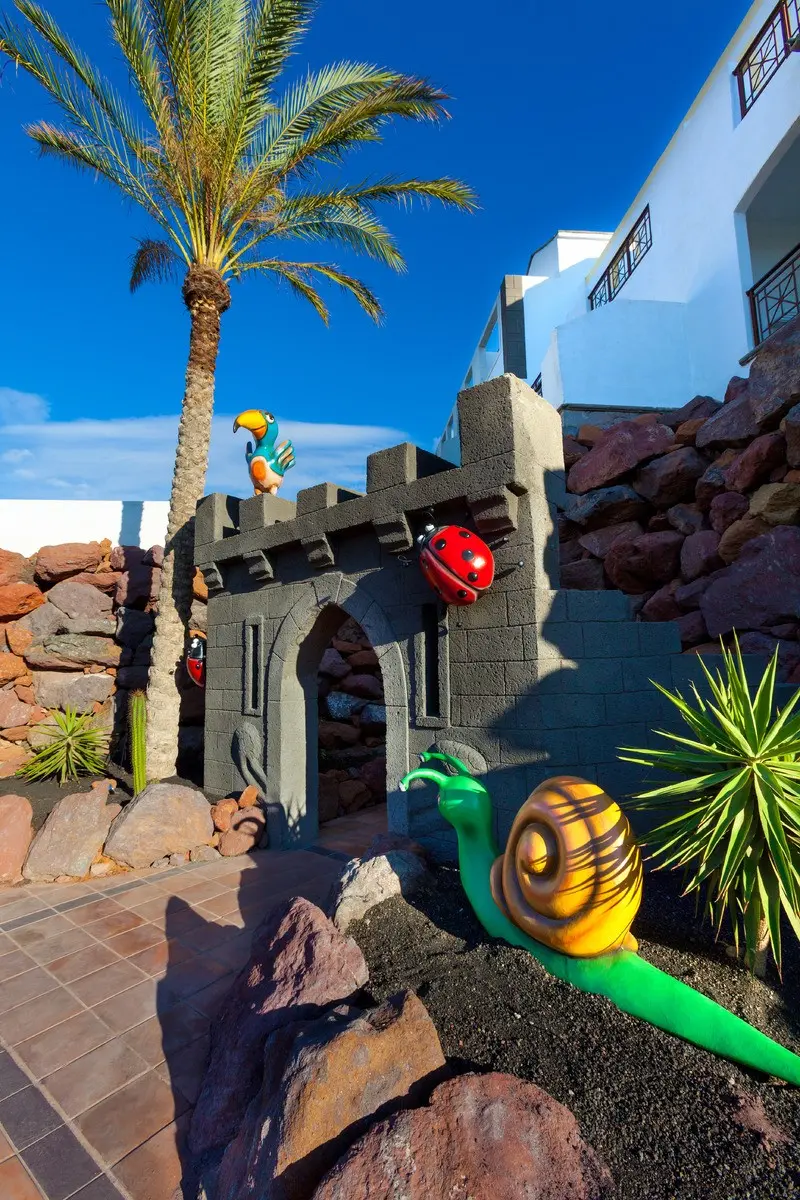 Dream Gran Castillo — DREAM GRAN CASTILLO