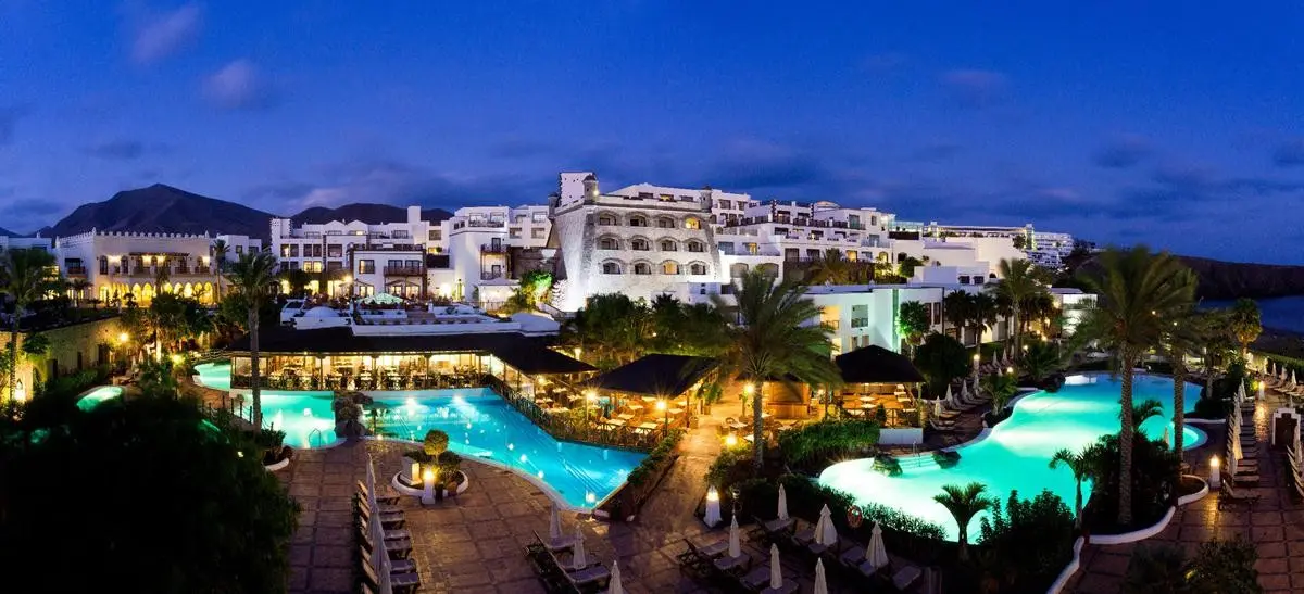 Dream Gran Castillo — DREAM GRAN CASTILLO