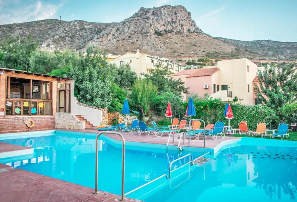 Basen w hotelu Dream Village