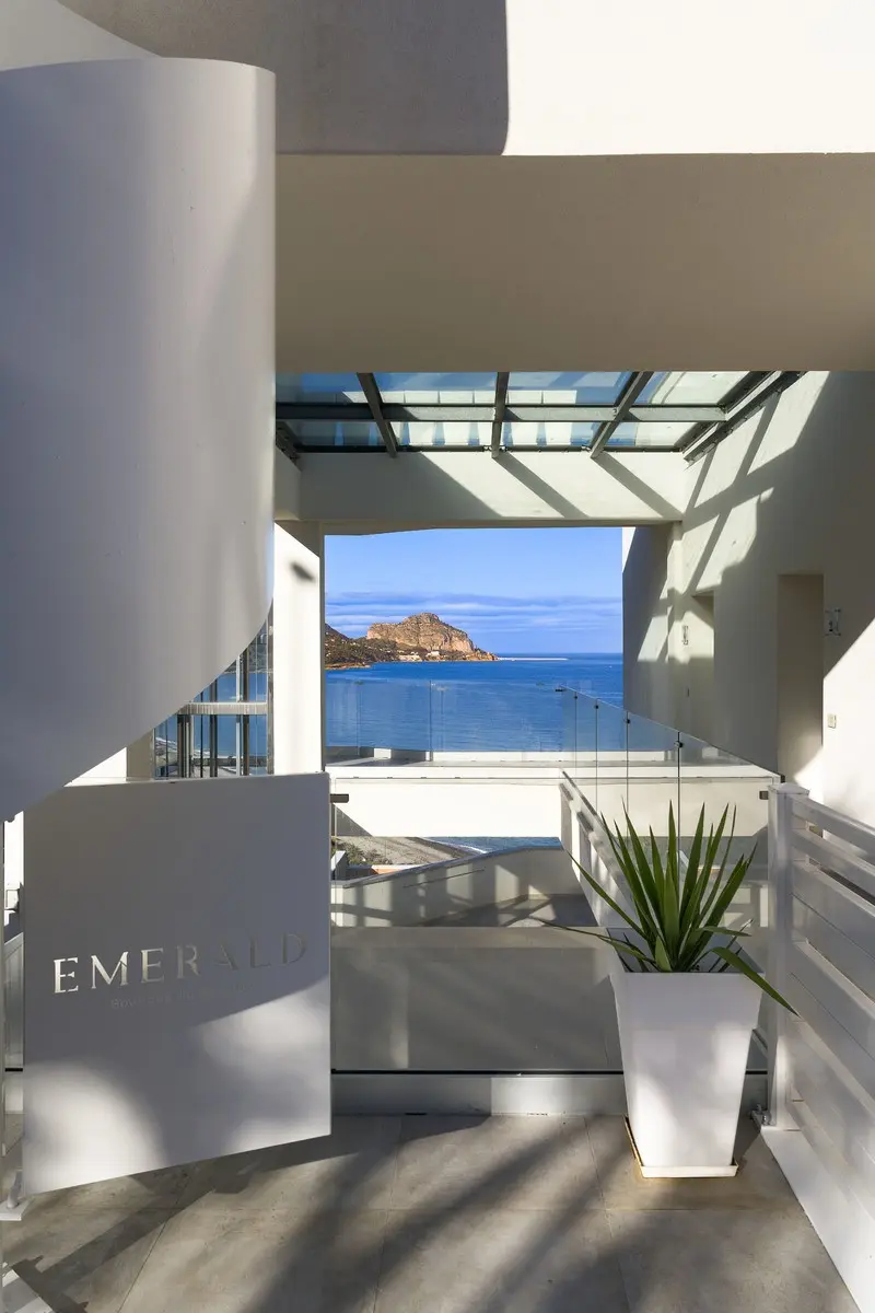 Emerald Hotel Residence — EMERALD HOTEL RESIDENCE