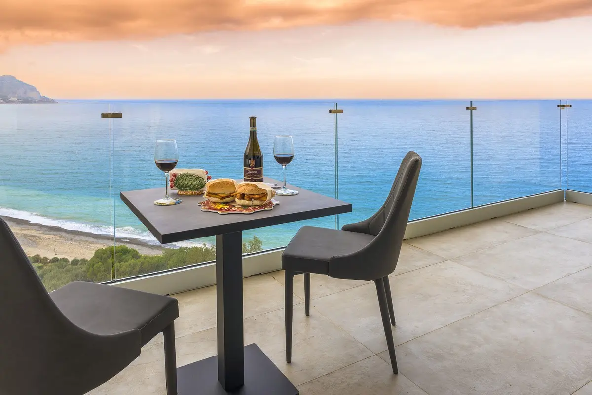 Emerald Hotel Residence — EMERALD HOTEL RESIDENCE