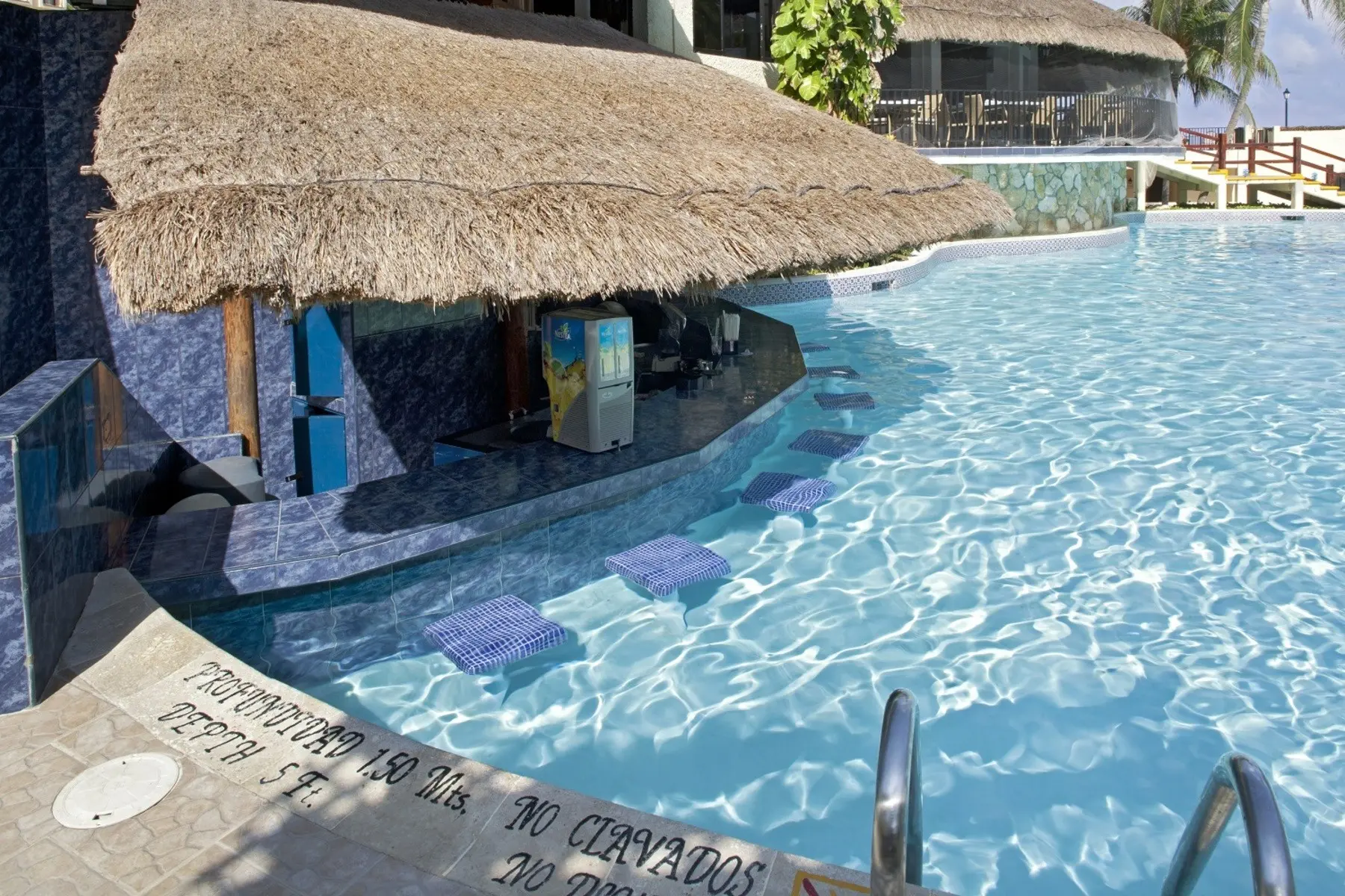 Emporio Cancun — EMPORIO CANCUN