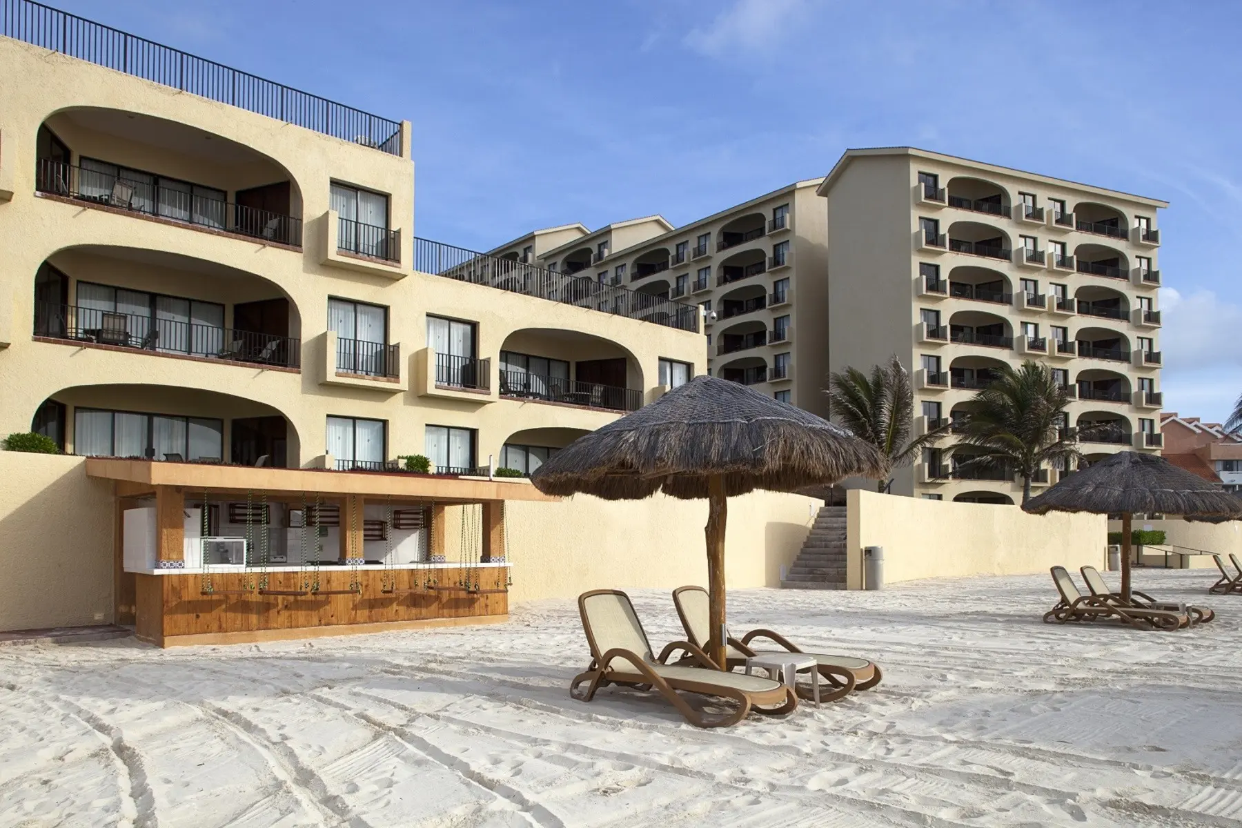 Emporio Cancun — EMPORIO CANCUN