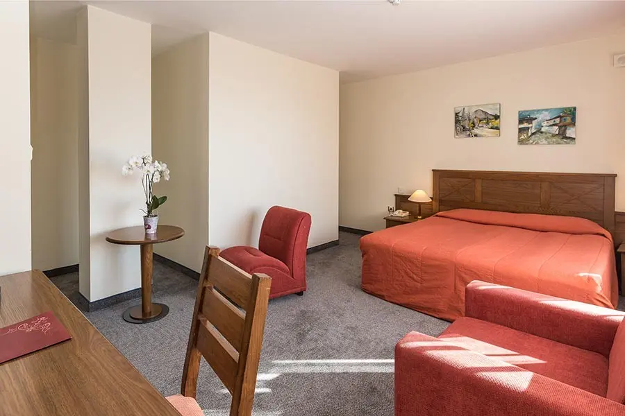 Evelina Palace — EVELINA PALACE