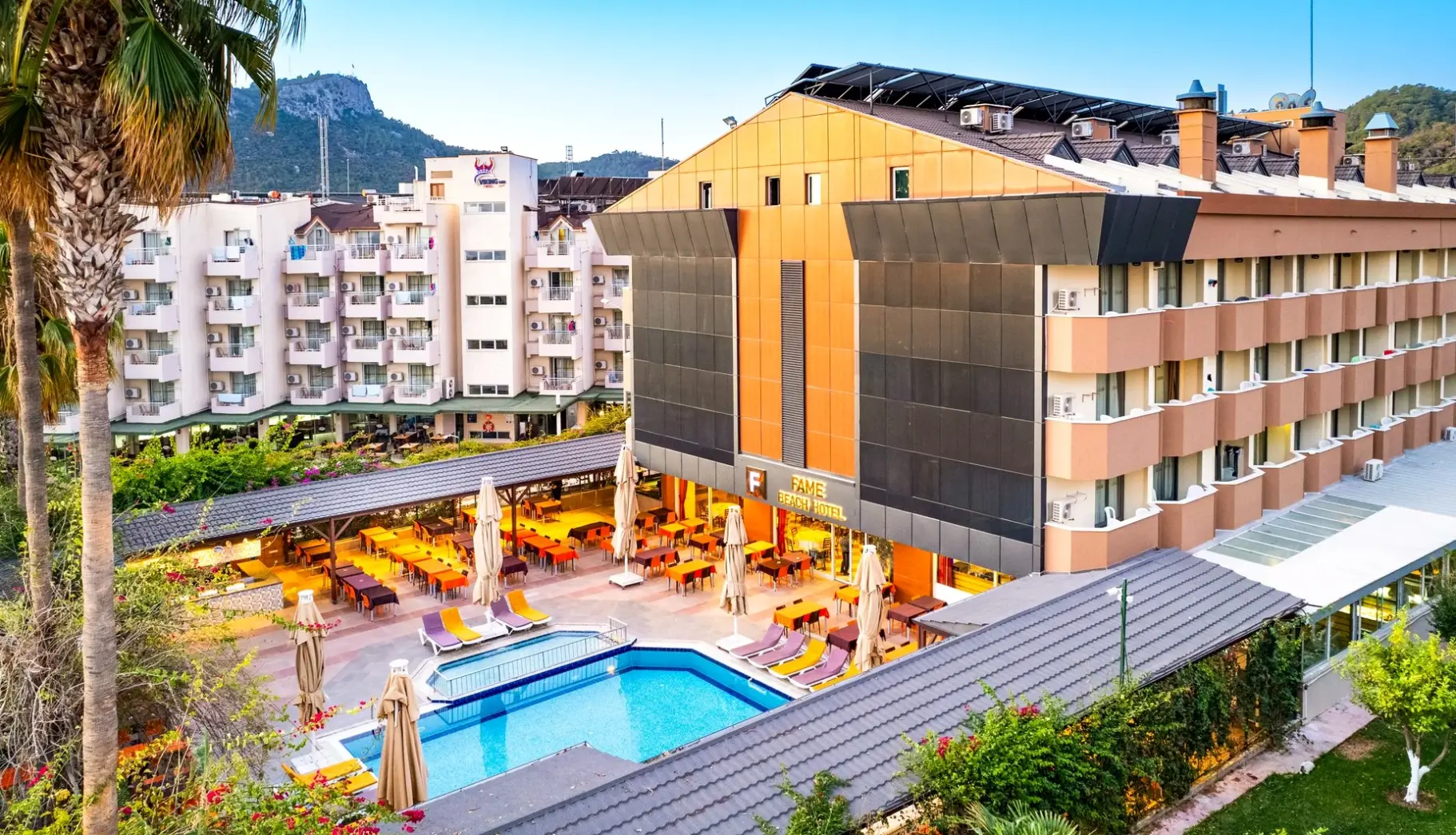 Basen w hotelu Fame Beach Hotel