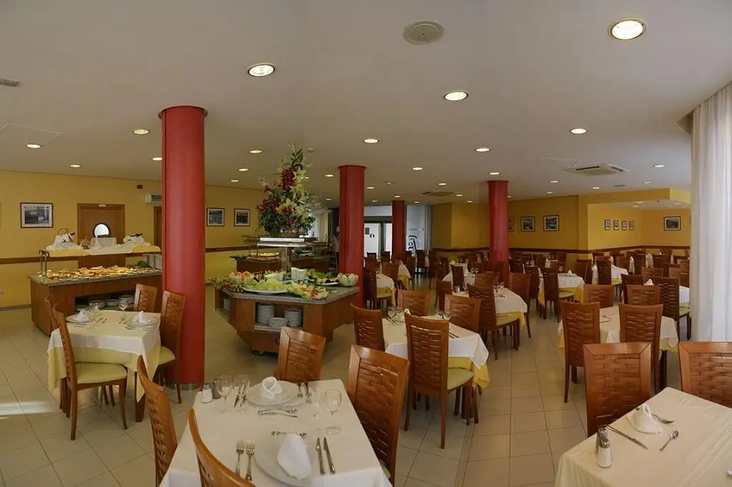 Fenals Garden — FENALS GARDEN