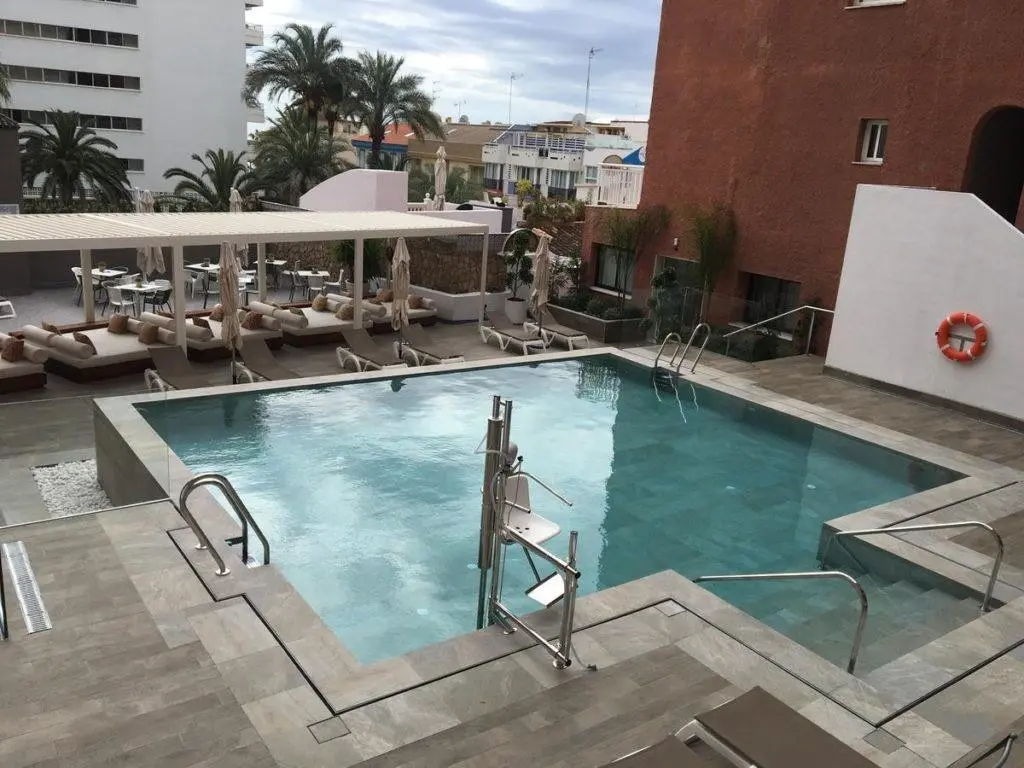 Fenix Torremolinos Adults Only Recommended — FENIX TORREMOLINOS ADULTS ONLY RECOMMENDED