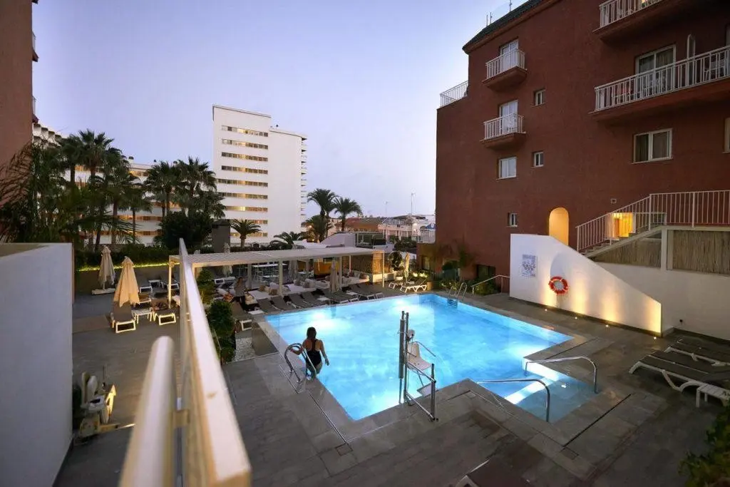 Fenix Torremolinos Adults Only Recommended — FENIX TORREMOLINOS ADULTS ONLY RECOMMENDED