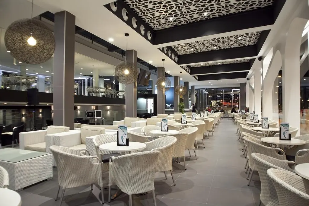 Flash Hotel — FLASH