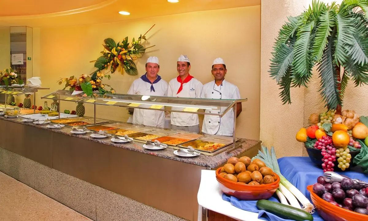 Fleming Playa Poniente By Punta25 — FLEMING PLAYA PONIENTE BY PUNTA25