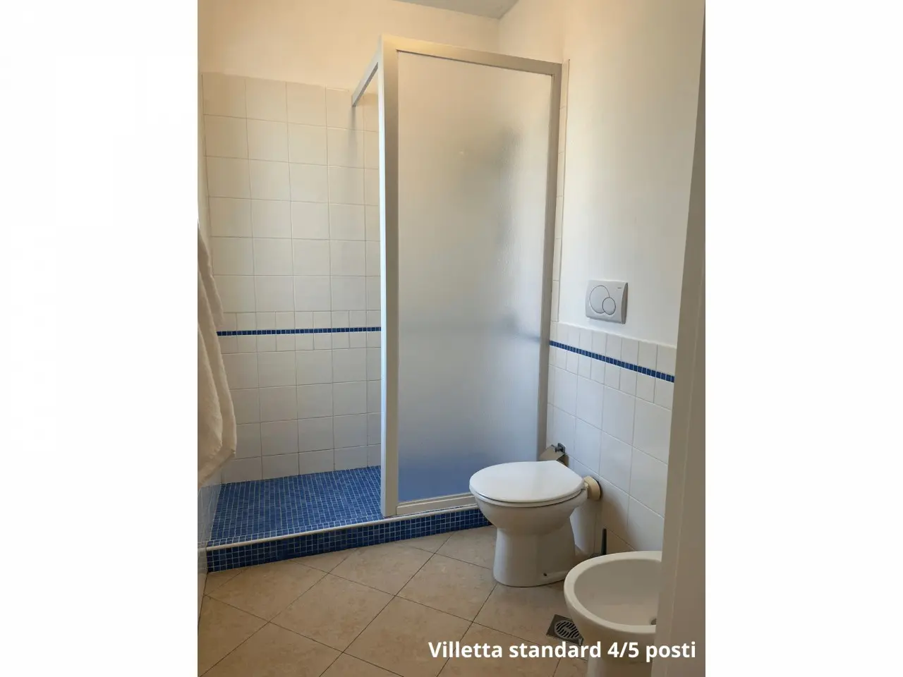 Łazienka w pokoju hotelu Futura Club Torre Rinalda