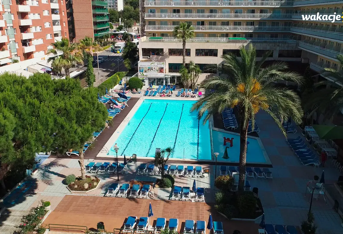 Basen w hotelu Ght Oasis Park & Spa
