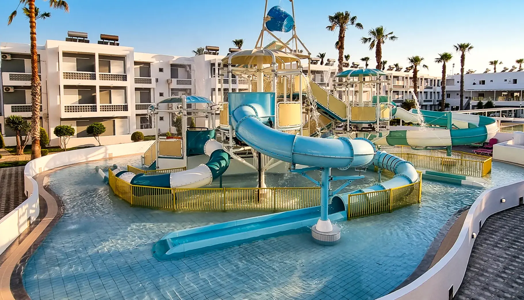 Basen w hotelu Giakalis Aqua Park Resort