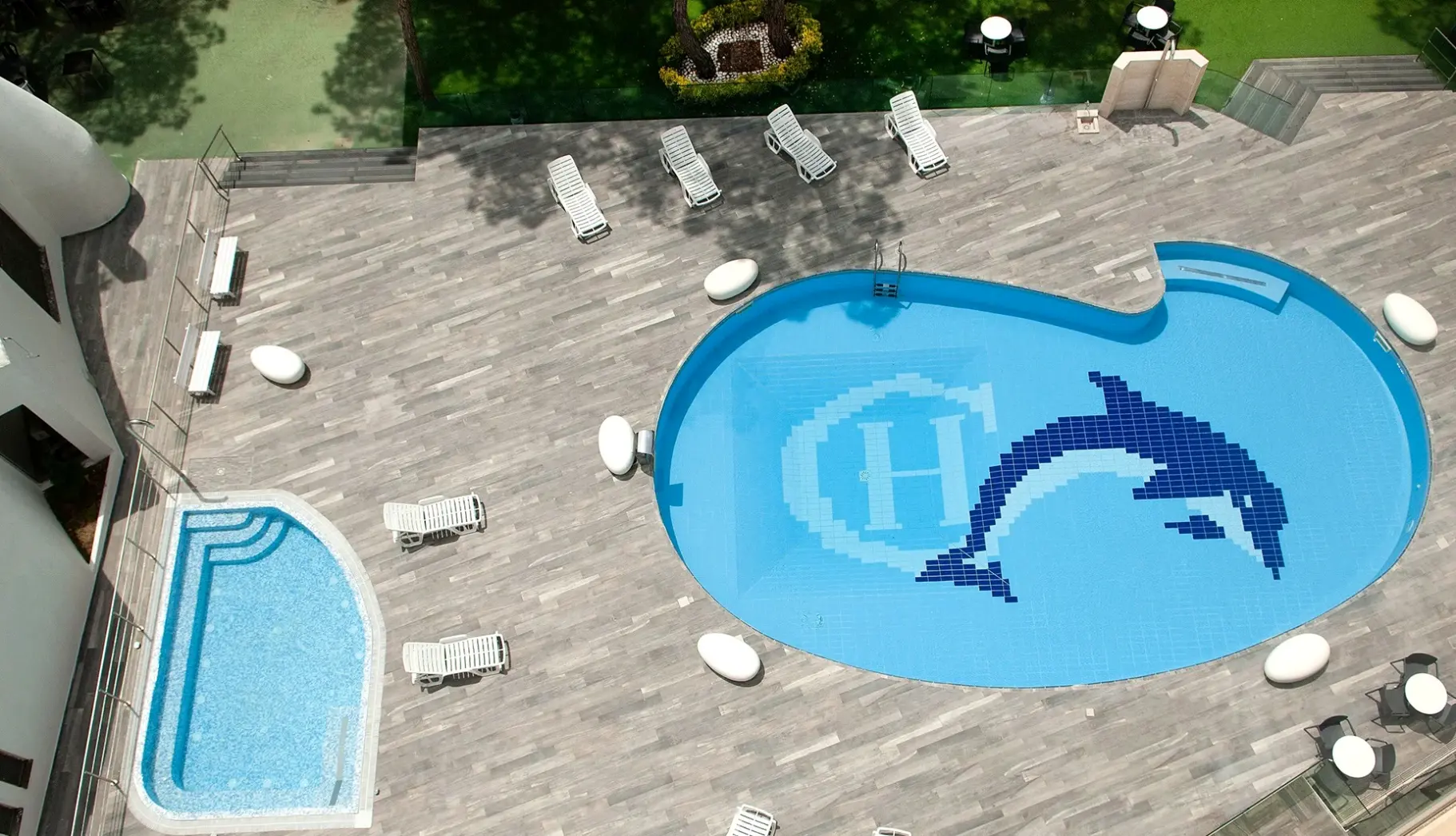 Basen w hotelu Giulivo Hotel & Village