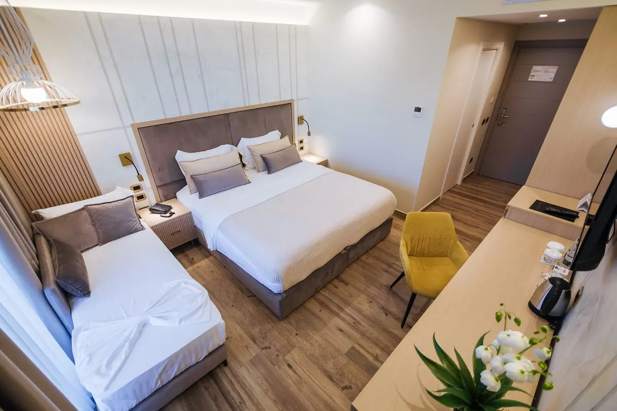 Gloria Palace — GLORIA PALACE