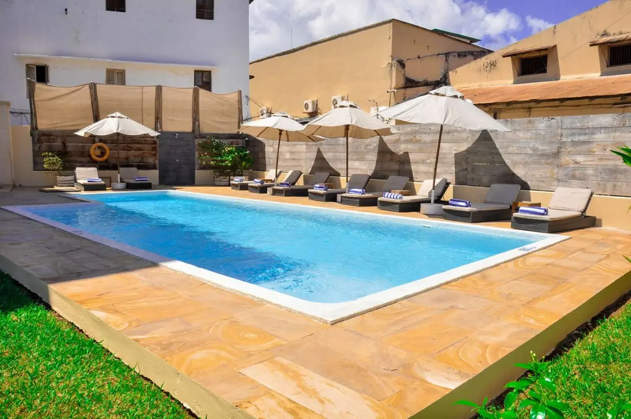 Golden Tulip Stone Town — GOLDEN TULIP STONE TOWN