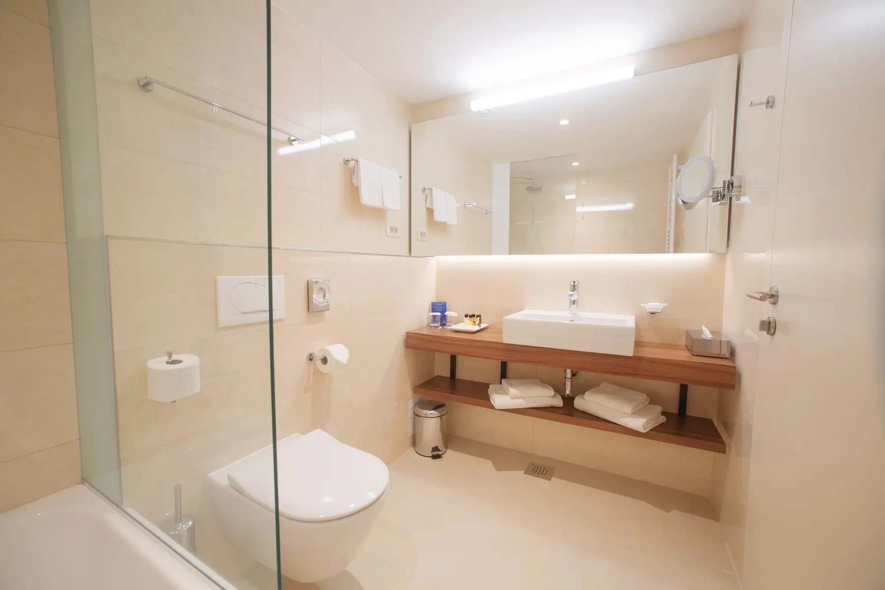 Grand Hotel Bernardin — GRAND HOTEL BERNARDIN