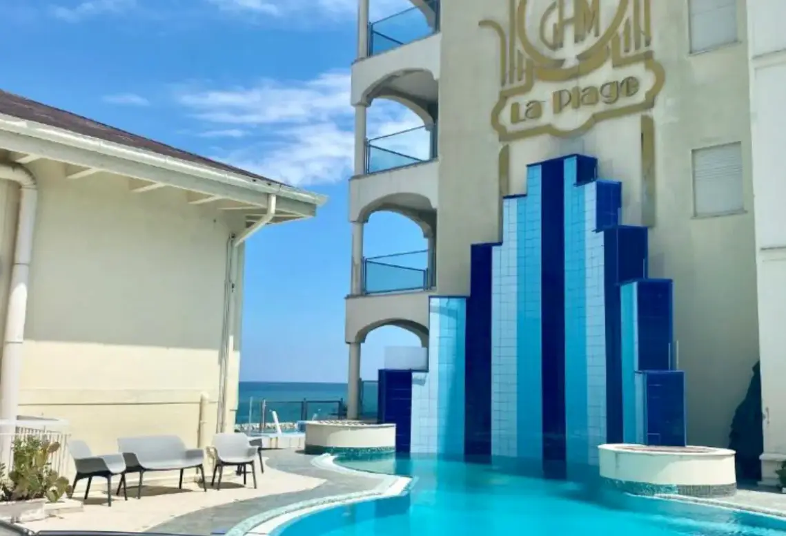 Basen w hotelu Grand Hotel Michelacci