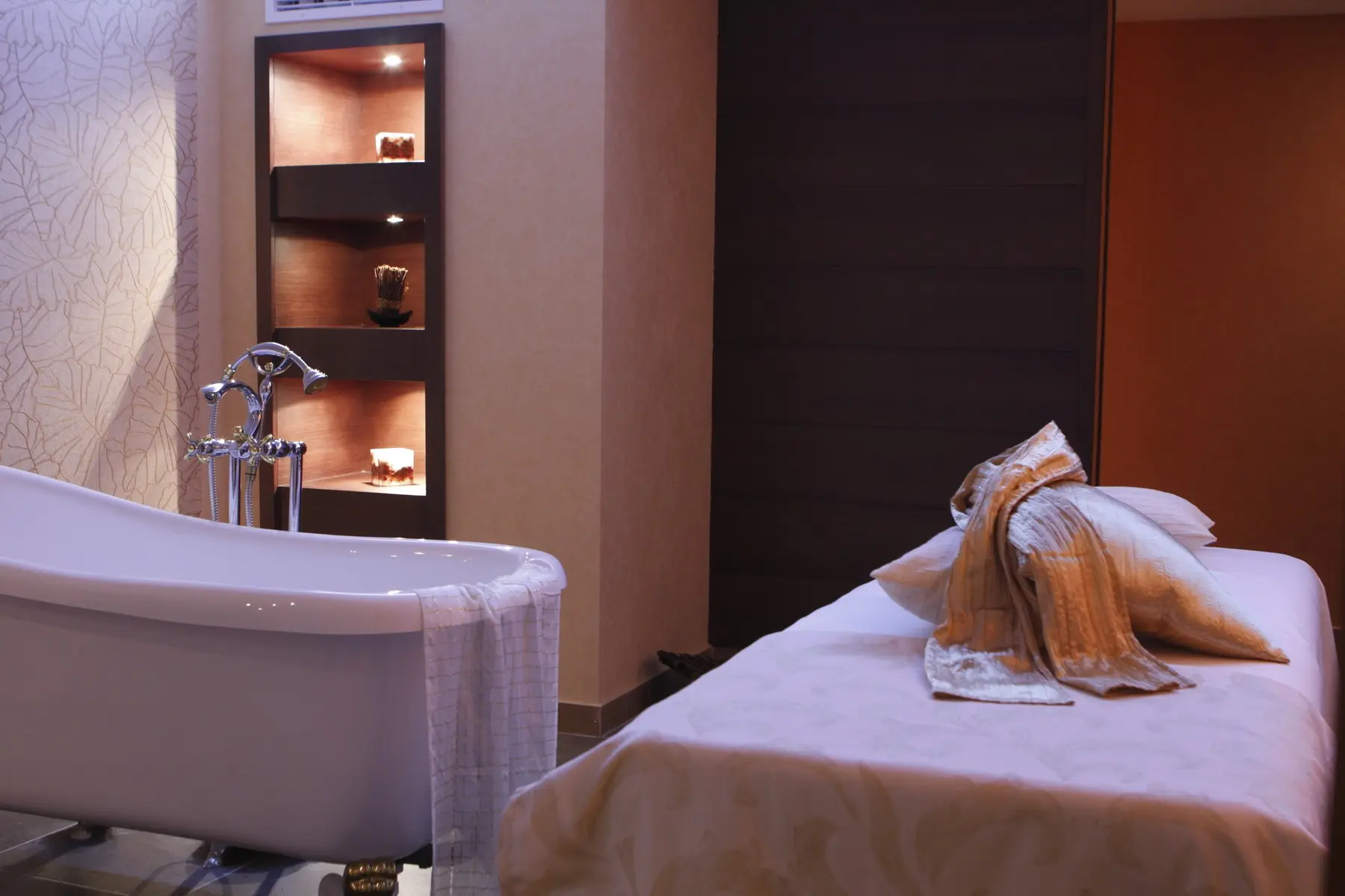 Grand Hotel & Spa Primoretz — GRAND HOTEL AND SPA RESORT PRIMORETZ