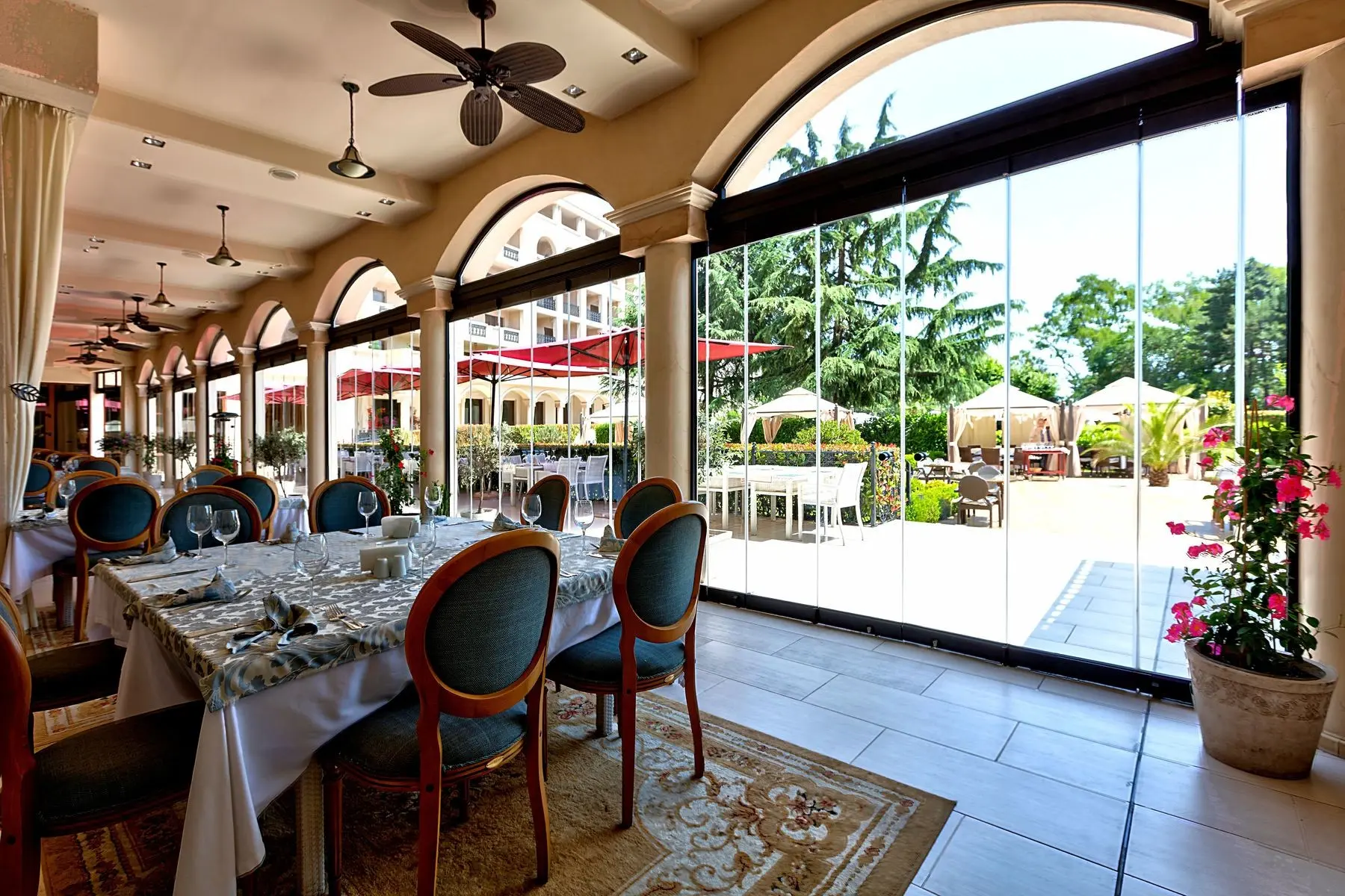 Grand Hotel & Spa Primoretz — GRAND HOTEL AND SPA RESORT PRIMORETZ