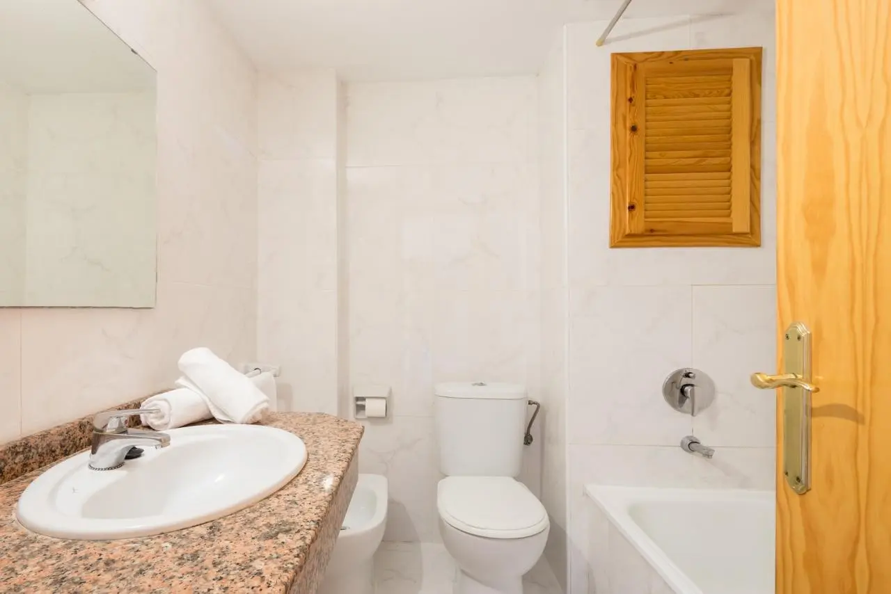 H-Top Molinos Park — H-TOP MOLINOS PARK