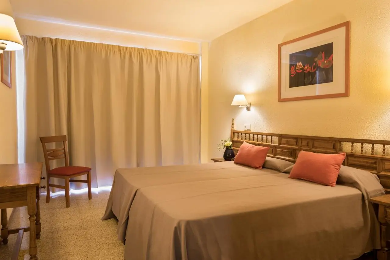 H-Top Molinos Park — H-TOP MOLINOS PARK