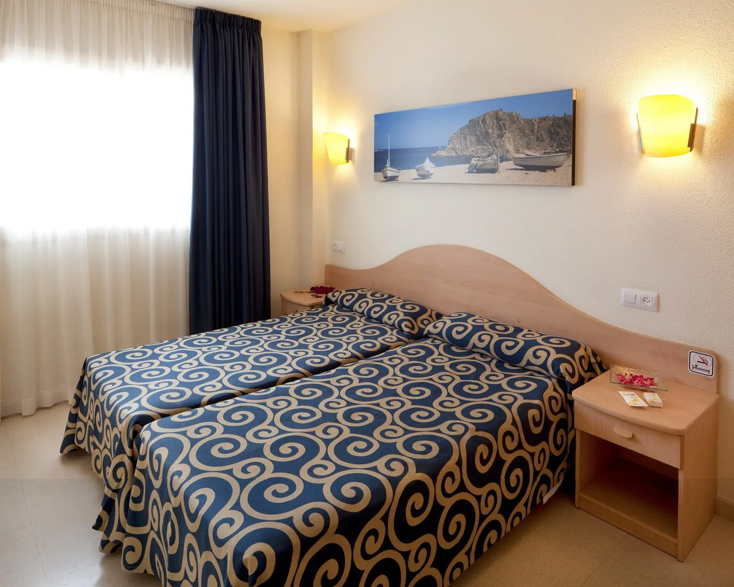 H-Top Royal Sun Suites — H-TOP ROYAL SUN SUITES