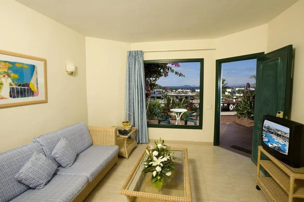 Hl Club Playa Blanca — HL CLUB PLAYA BLANCA