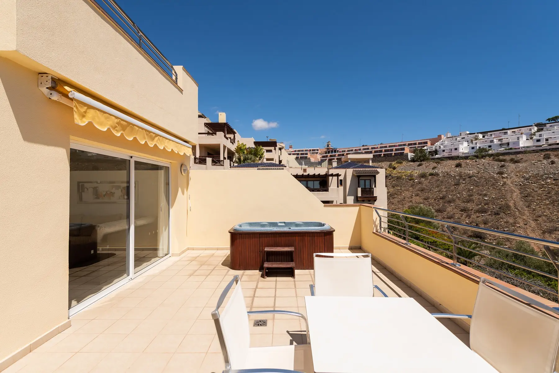 Holiday Club Sol Amadores — HOLIDAY CLUB SOL AMADORES