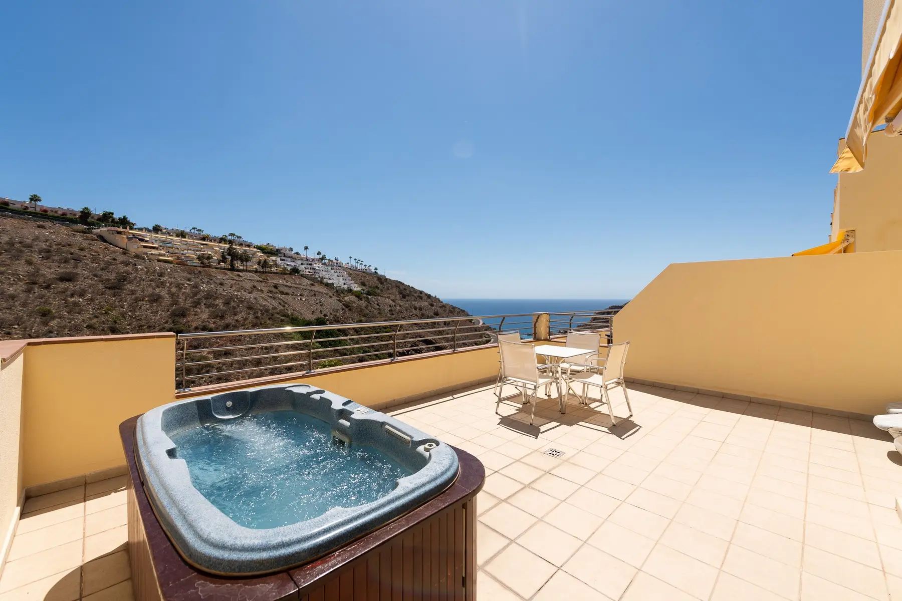 Holiday Club Sol Amadores — HOLIDAY CLUB SOL AMADORES