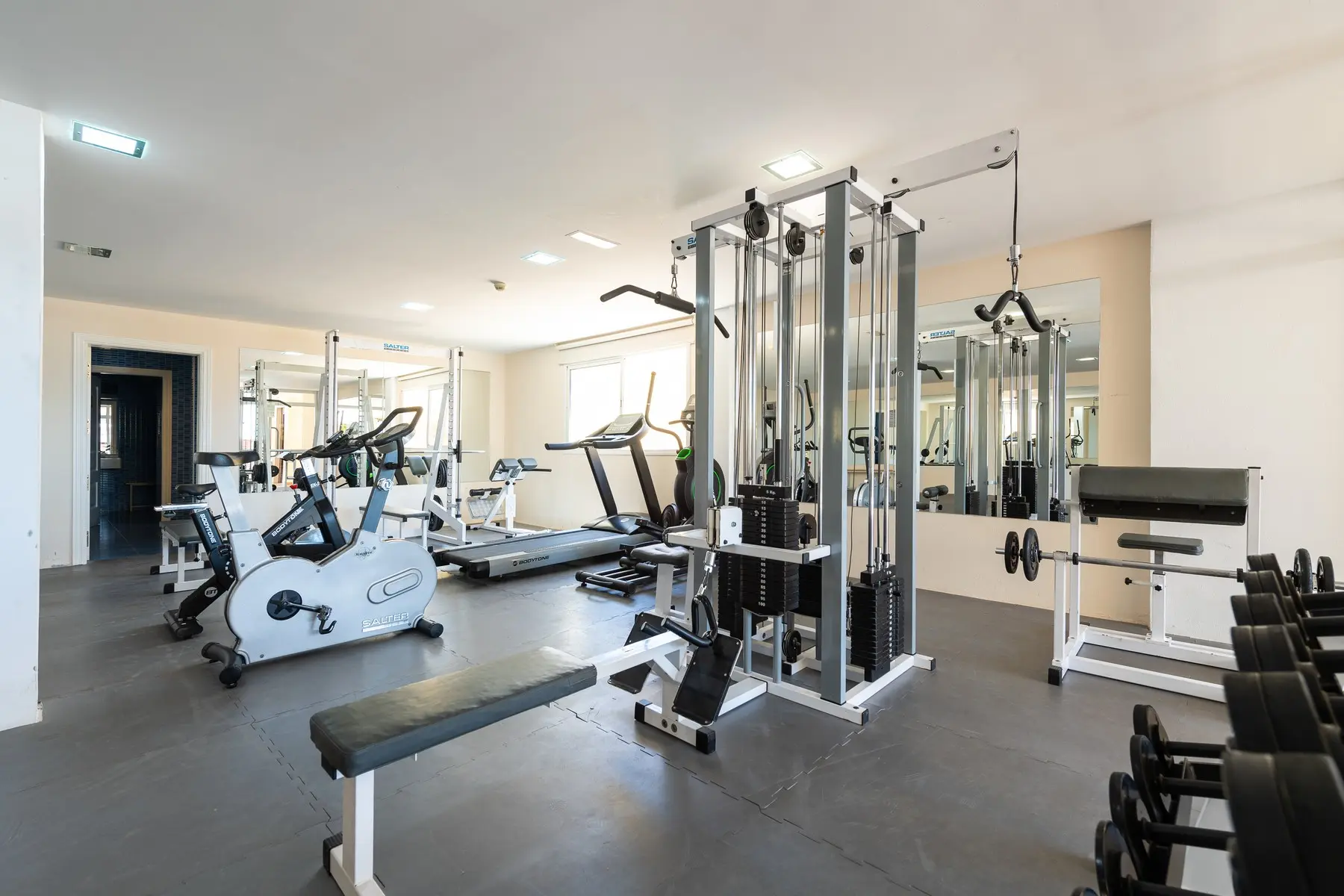 Holiday Club Sol Amadores — HOLIDAY CLUB SOL AMADORES