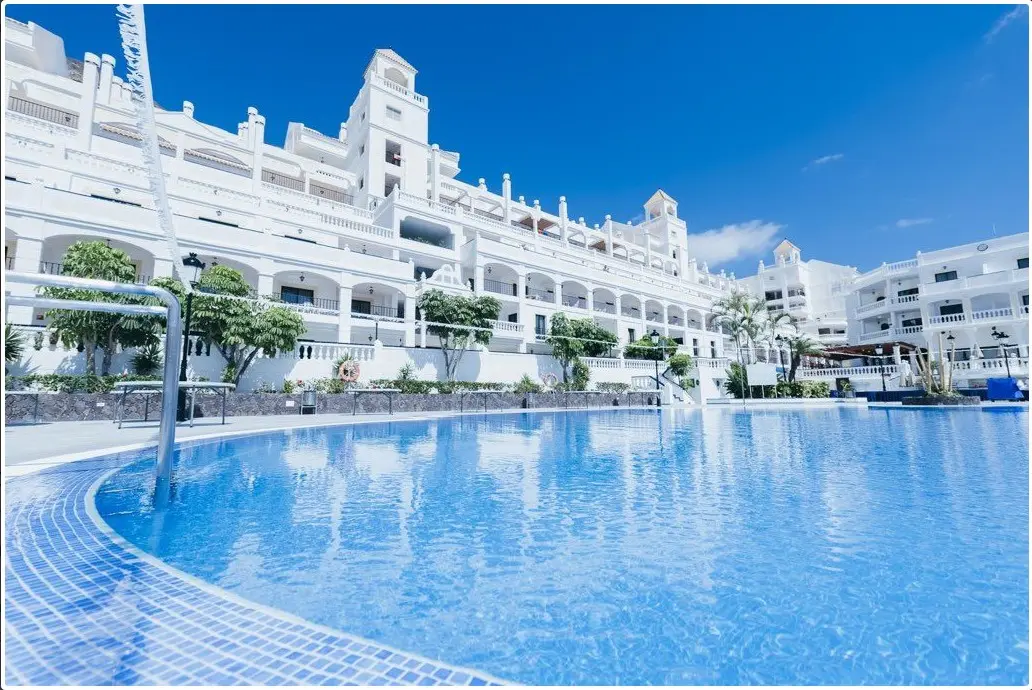 Hotel Hollywood Mirage