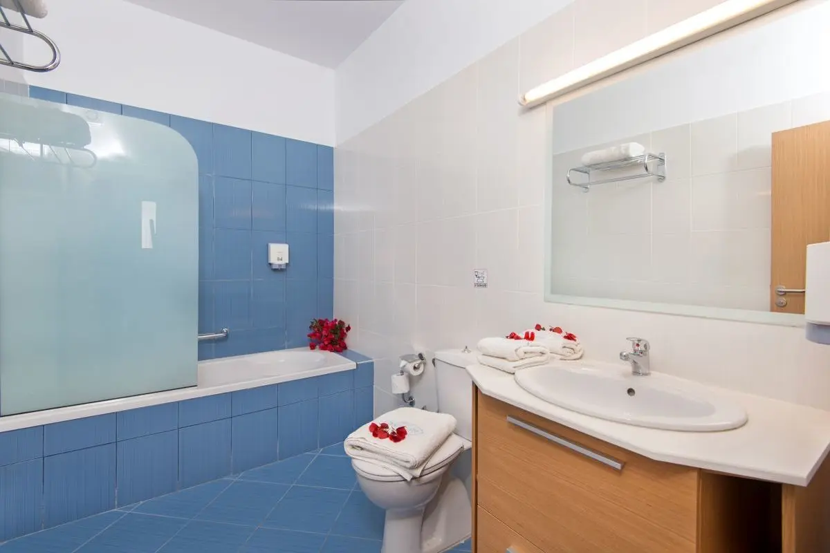 Horizon Line Villas — HORIZON LINE VILLAS