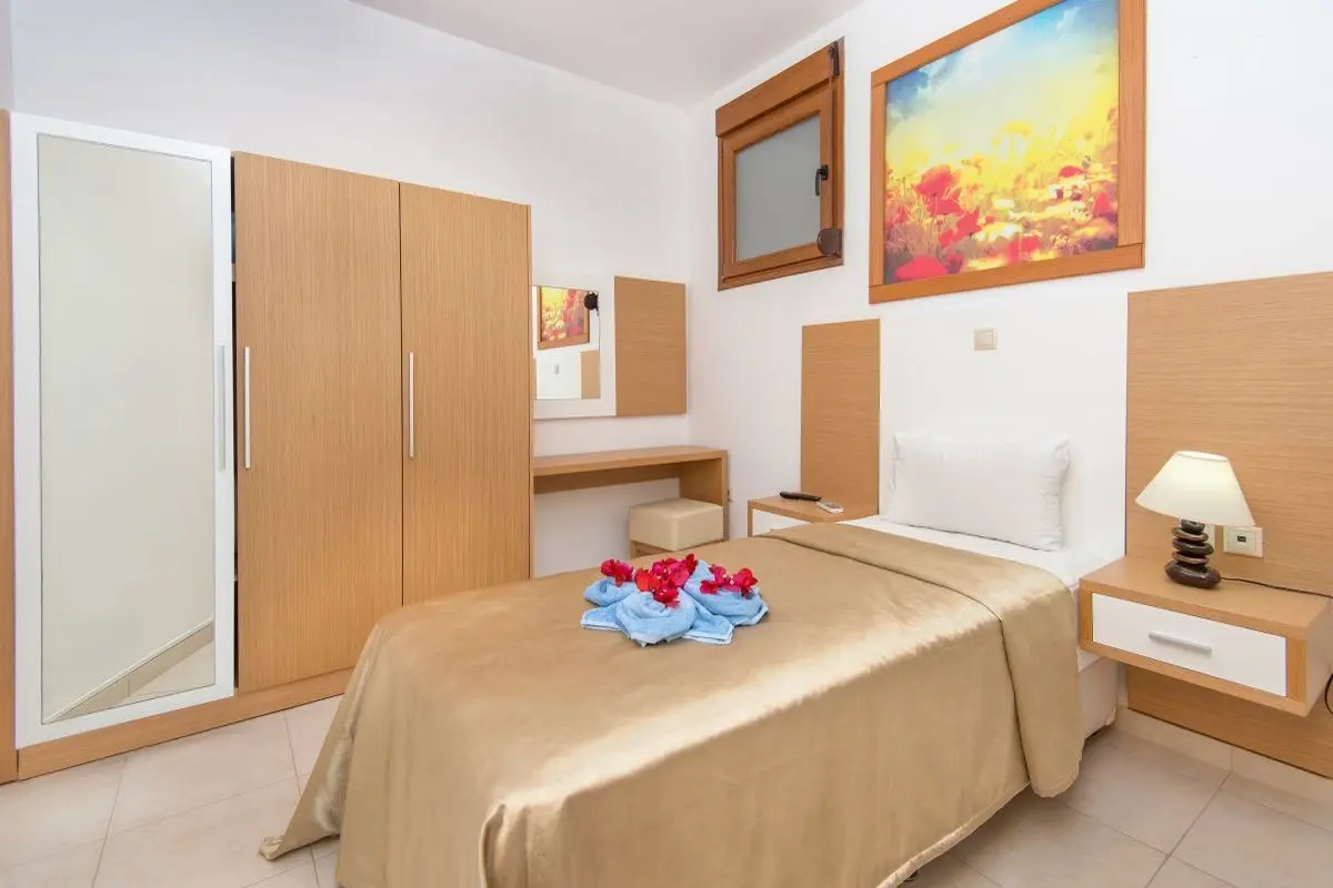 Horizon Line Villas — HORIZON LINE VILLAS