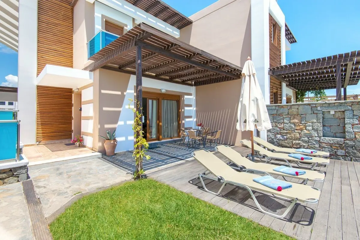 Horizon Line Villas — HORIZON LINE VILLAS