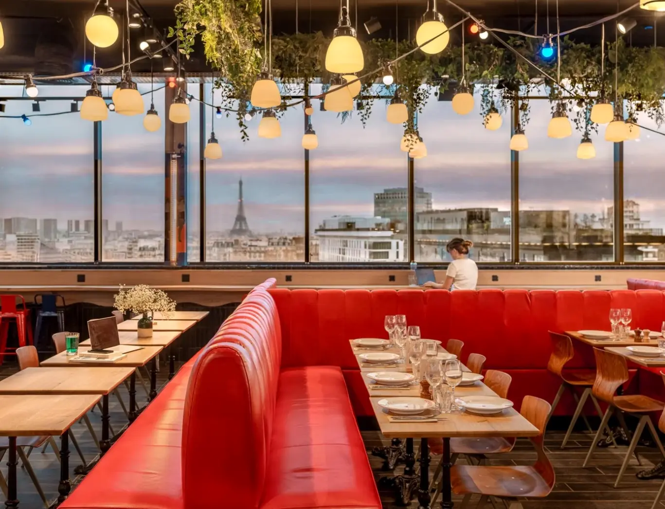 Restauracja i jedzenie w hotelu Hostel Eklo Paris Expo Porte de Versailles