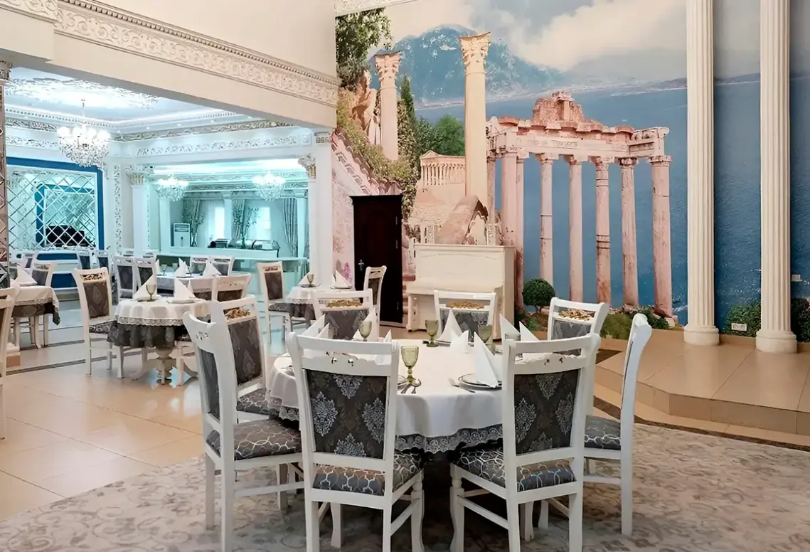 Restauracja i jedzenie w hotelu Hotel Asia Tashkent
