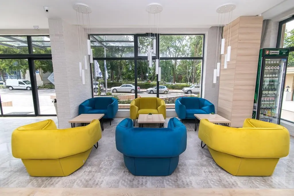 Hotel Cinema — CINEMA