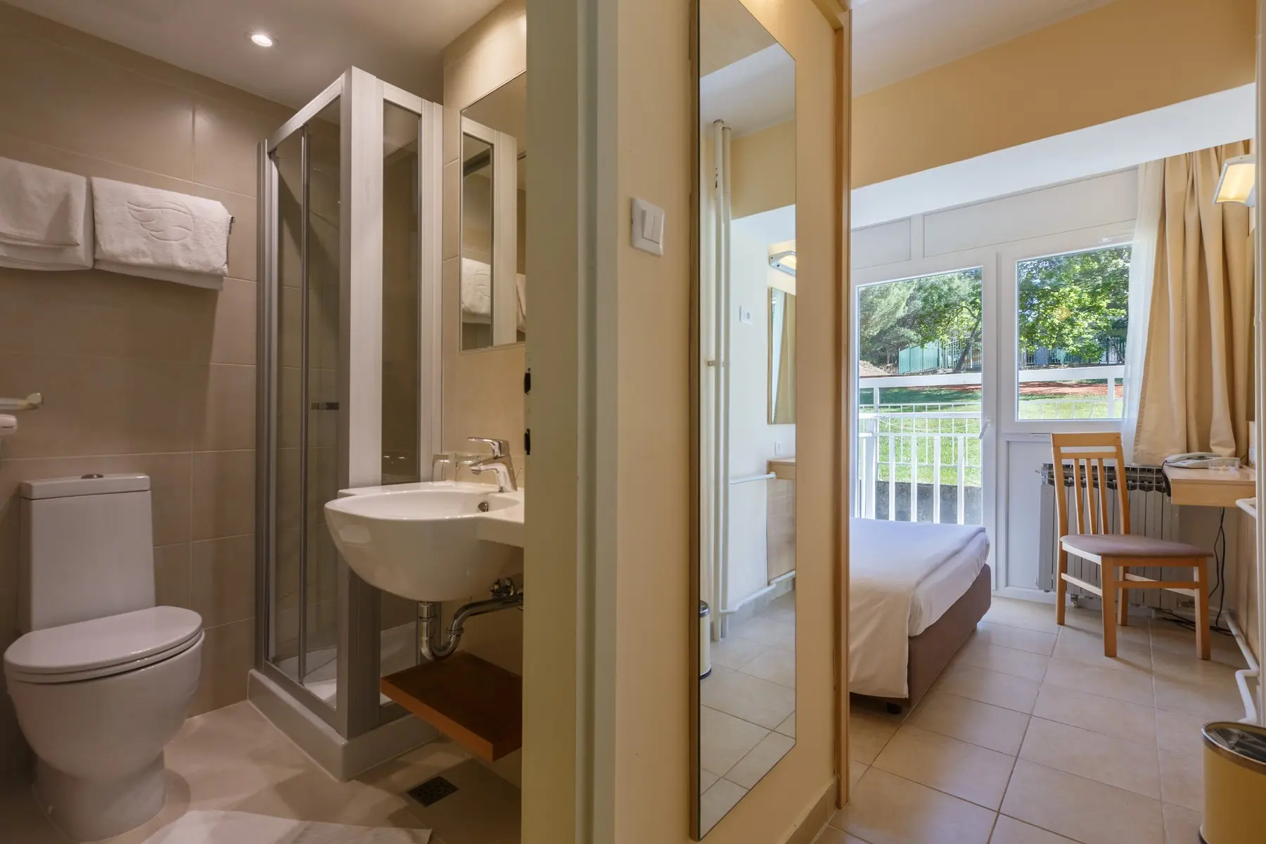 Hotel Delfin Plava Laguna — HOTEL DELFIN PLAVA LAGUNA