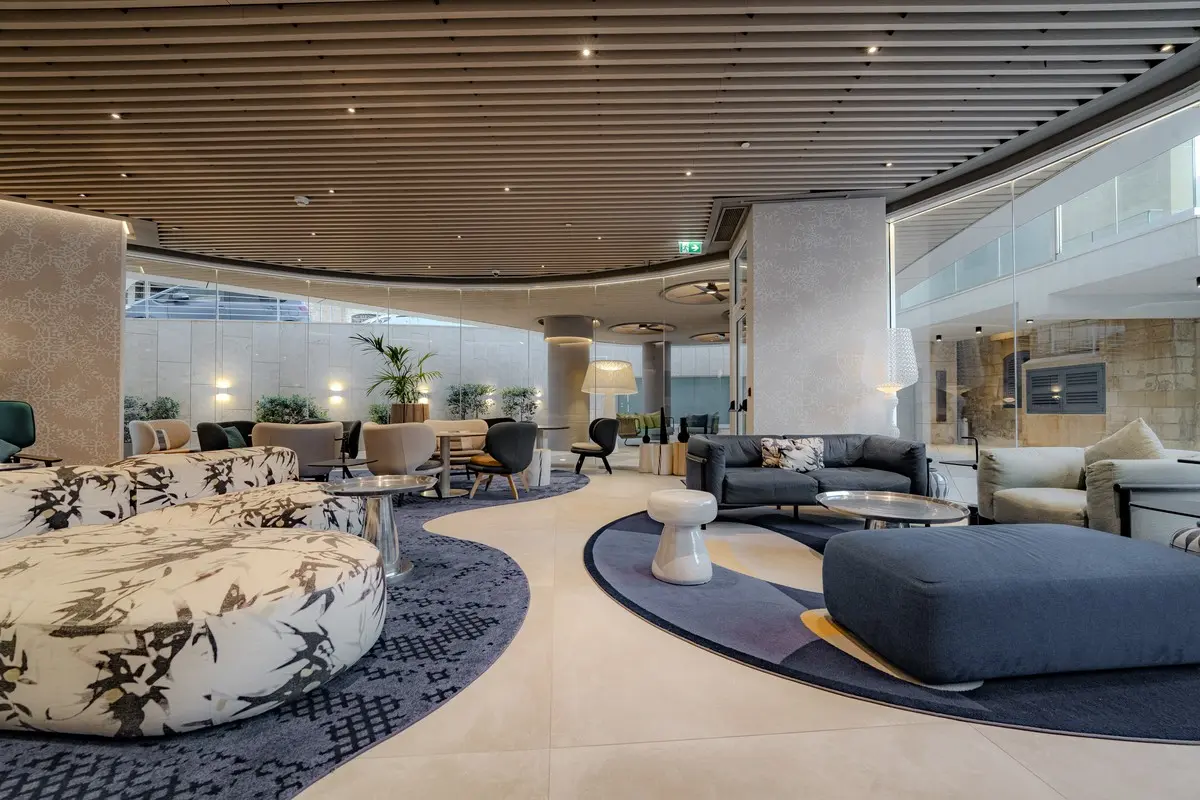Lobby hotelu Hotel Hyatt Regency Malta
