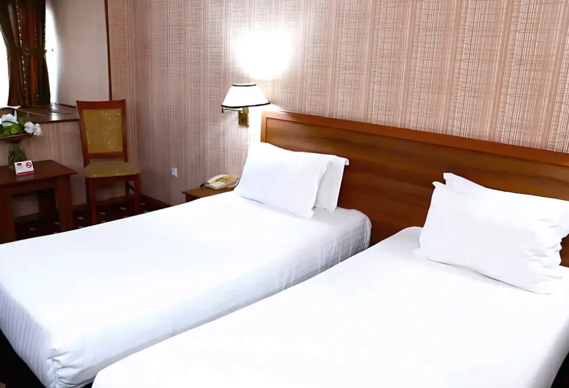 Pokój w hotelu Hotel Le Grande Plaza