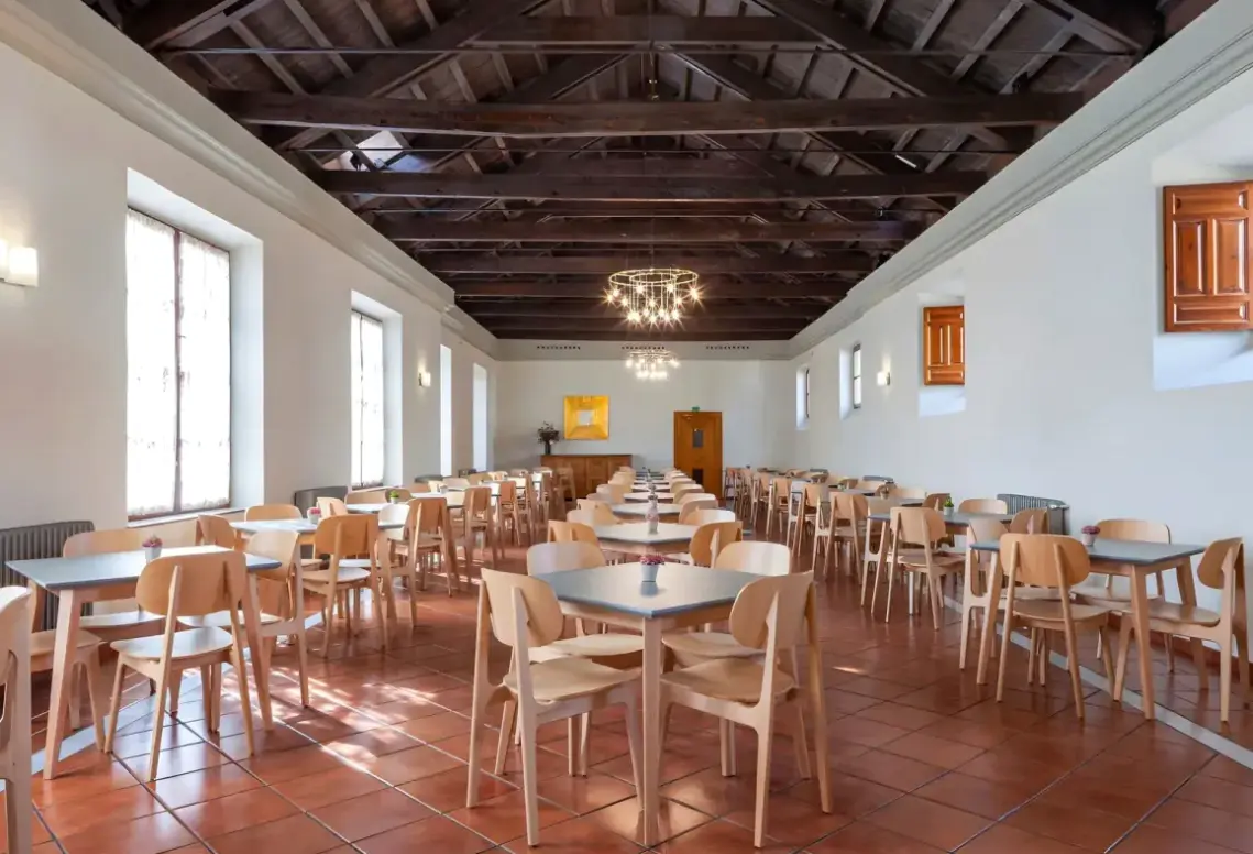 Restauracja i jedzenie w hotelu Hotel Macià Monasterio de los Basilios